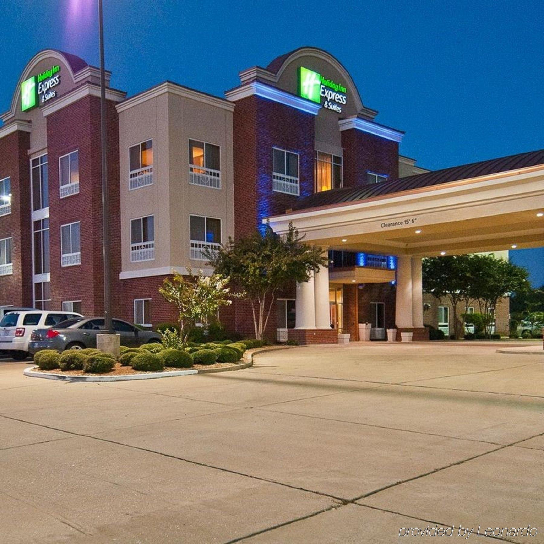 Holiday Inn Express Hotel & Suites Canton By Ihg Exterior foto