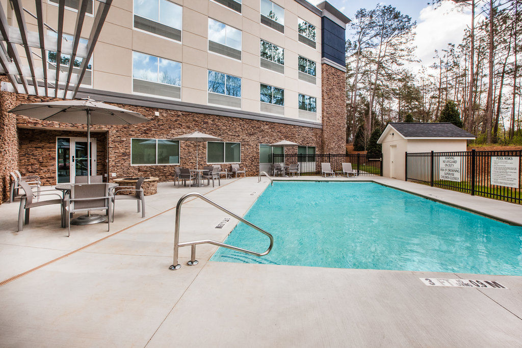 Holiday Inn Express Hotel & Suites Canton By Ihg Exterior foto
